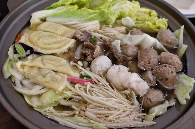 【台南美食】牛墟溫體牛肉火鍋店-溫體牛好吃不稀奇,溫體豬竟超美味! 【台南美食】牛墟溫體牛肉火鍋店-溫體牛好吃不稀奇,溫體豬竟超美味!