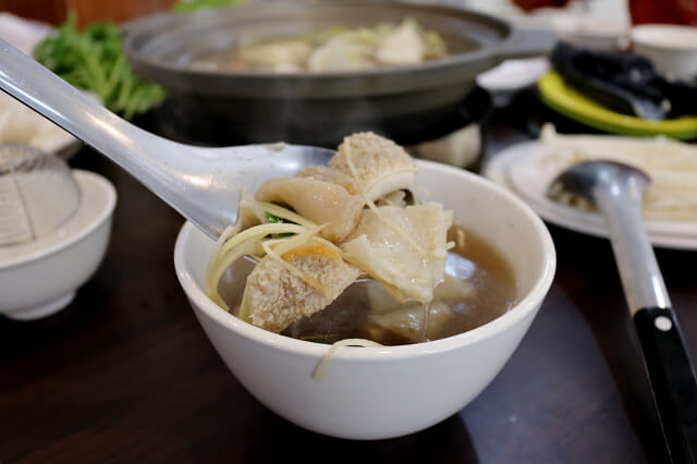 【台南美食】牛墟溫體牛肉火鍋店-溫體牛好吃不稀奇,溫體豬竟超美味! 【台南美食】牛墟溫體牛肉火鍋店-溫體牛好吃不稀奇,溫體豬竟超美味!