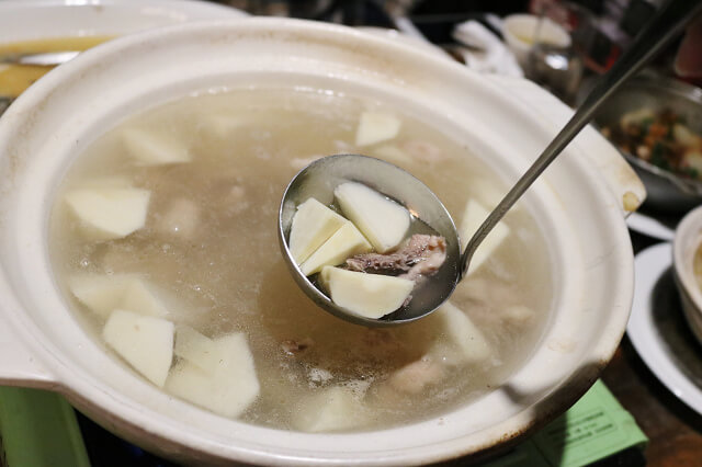 【台北美食】酒食坊Pān-toh Bistro-『南京三民站』聖誕跨年．歡聚餐廳(愛評體驗團)