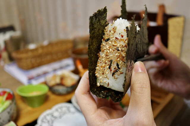 【台南美食】伊莉絲廚房 IRIS CASA KITCHEN-日式和風早午餐．義大利麵．丼飯．蓋飯．定食．異國小吃．創意麵食．風味火鍋
