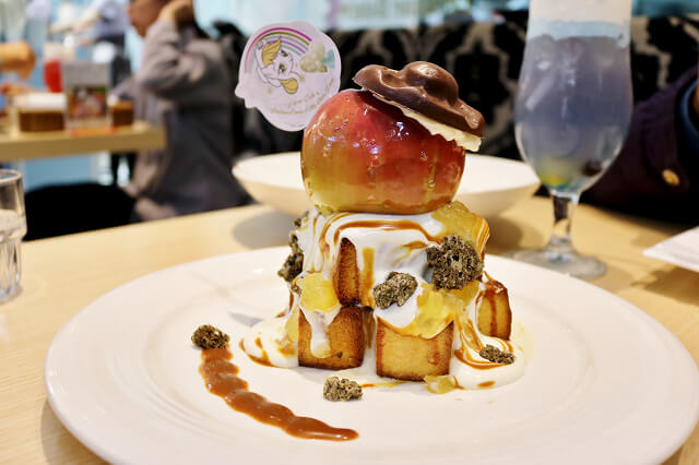 【台南美食】跳舞香水x彩虹小馬快閃主題餐廳(南紡店)-南紡購物中心午茶甜點．義大利麵．排餐