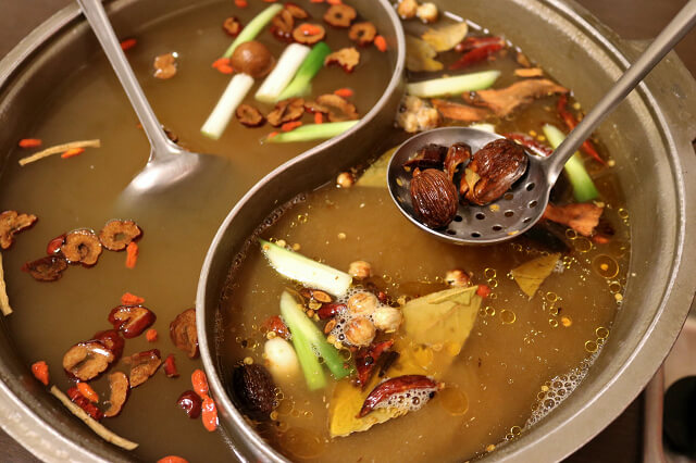 【桃園美食】平鎮 大漠香蒙古養身鍋-季節限定麻辣鴛鴦火鍋
