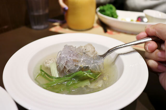 【台北美食】長鼻子泰國餐廳 N訪-『中山站』超美味綠咖哩．個人泰式料理套餐推薦