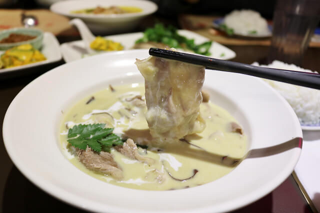 【台北美食】長鼻子泰國餐廳 N訪-『中山站』超美味綠咖哩．個人泰式料理套餐推薦
