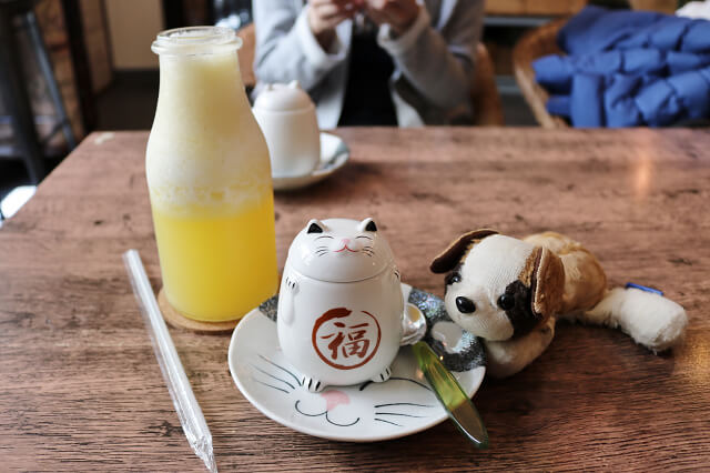 【台南美食】玖二品生活咖啡館-安平早午餐推薦．法式紙包料理．地中海飲食新概念