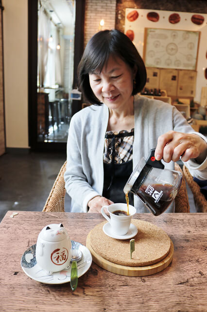 【台南美食】玖二品生活咖啡館-安平早午餐推薦．法式紙包料理．地中海飲食新概念