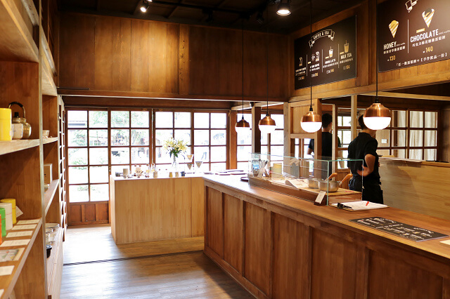 【嘉義美食】Morikoohii 森 咖啡《ni》外帶店 雞蛋仔鬆餅專賣-檜意森活村散步甜點