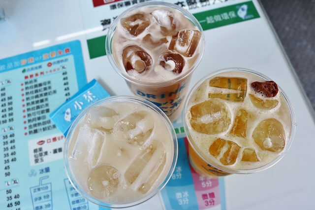 【台南美食】台灣小茶(新營新東店)-堅持使用台灣茶葉的手搖飲品