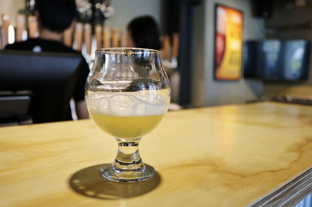 【台南美食】掌門精釀啤酒(台南東豐店)-各國特色啤酒．午後小酌時光