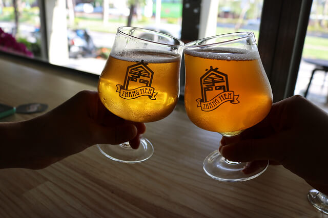 【台南美食】掌門精釀啤酒(台南東豐店)-各國特色啤酒．午後小酌時光