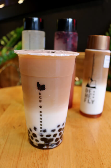 【台北美食】貝尼菲 Benefly 漸層咖啡-『劍潭站』夏日消暑特調飲品(士林夜市) 【台北美食】貝尼菲 Benefly 漸層咖啡-『劍潭站』夏日消暑特調飲品(士林夜市)