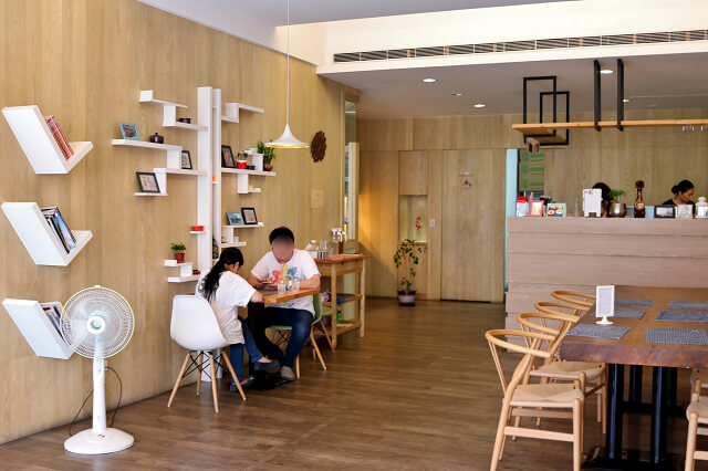 【台南美食】十年 . 食堂 Ten Years-正宗港式料理．港式早午餐