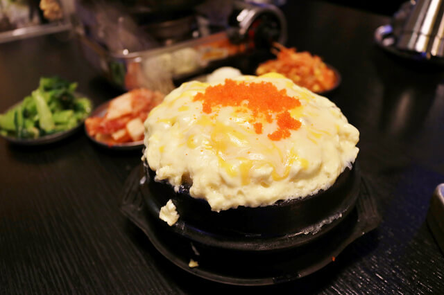 【台北美食】Pocha 韓式熱炒포차(忠孝1號店)-『忠孝敦化站』東區韓式料理．台北聚餐推薦．大口吃肉大口喝酒 超嗨Happy Hour