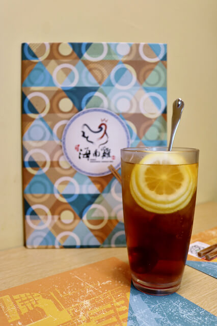 【台北美食】瑞記海南雞飯(民權東店)-內湖人有福了！新加坡美食進駐 獨特金黃油亮海南雞