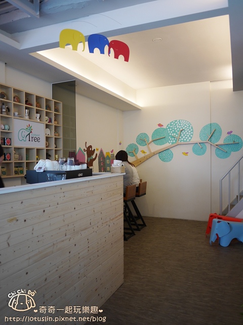 【試-分享】台南 小象樹義式冰淇淋 低脂冰淇淋．鬆餅．吐司．飲品