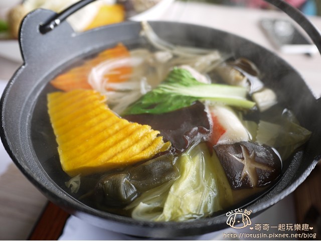 【試-分享】 台南南科 水岸人文休閒咖啡館 黃絲帶迎曦湖畔景觀餐廳-水岸人文休閒咖啡館 【試-分享】 台南南科 水岸人文休閒咖啡館 黃絲帶迎曦湖畔景觀餐廳-水岸人文休閒咖啡館
