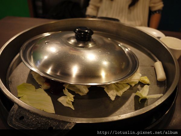 精華濃縮版之 曉確幸+莓圃休閒農場+春川達卡比-春川達卡比 精華濃縮版之 曉確幸+莓圃休閒農場+春川達卡比-春川達卡比