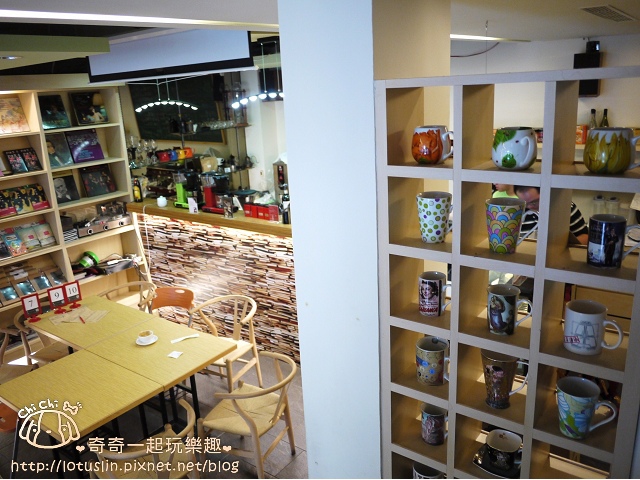 【試-分享】台南 Picturesque塗鴉空間書店-塗鴉空間 【試-分享】台南 Picturesque塗鴉空間書店-塗鴉空間