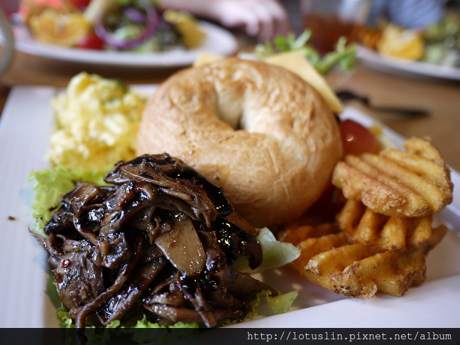 台北 MOT/KITCHEN Light 陽光BRUNCH-MOT/KITCHEN Light 台北 MOT/KITCHEN Light 陽光BRUNCH-MOT/KITCHEN Light