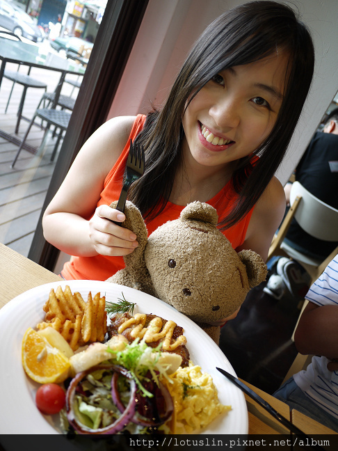 台北 MOT/KITCHEN Light 陽光BRUNCH-MOT/KITCHEN Light 台北 MOT/KITCHEN Light 陽光BRUNCH-MOT/KITCHEN Light