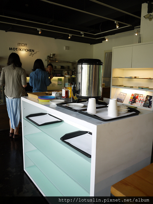 台北 MOT/KITCHEN Light 陽光BRUNCH-MOT/KITCHEN Light 台北 MOT/KITCHEN Light 陽光BRUNCH-MOT/KITCHEN Light