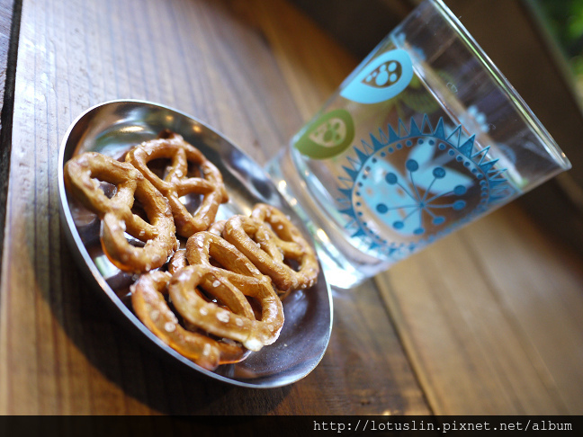 台北 Joco Latte chocolate&coffee shop 烏干達80黑巧克力-Joco latte 台北 Joco Latte chocolate&coffee shop 烏干達80黑巧克力-Joco latte