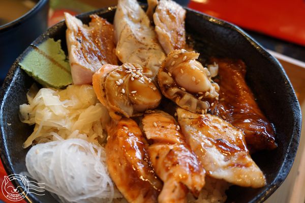 ※ 東海鮮魚道 ※【星羽愛美食-台中南屯】原喜多樂轉型平價丼飯，價格平實鮭魚軟嫩鮮美-東海鮮魚道