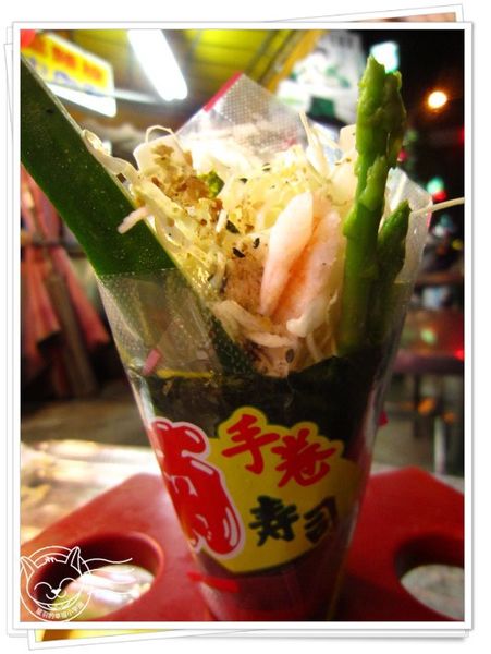 ※ 一本壽司 ※【星羽愛美食-台中】逼逼撥撥鮭魚卵，狂推激推平價日本料理~-一本壽司