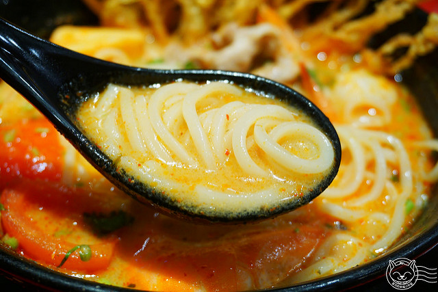 ※ 大心新泰式麵食 ※【星羽愛美食-台中西區】瓦城旗下泰式麵食館-大心新泰式麵食