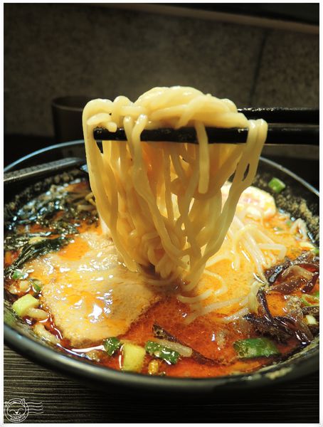 ※ 19太郎 ※【星羽愛美食-台中】天氣冷颼颼好想來碗拉麵，平價口味特別美味見仁見智~。-19太郎