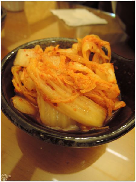※ 丸太拉麵 ※【星羽是吃貨-台中】湯濃不鹹膩很好喝，叉燒軟香噴噴偏台式好吃拉麵~-丸太拉麵