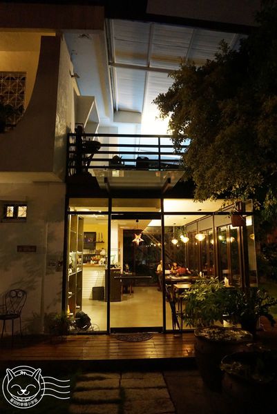 ※ Prem譜戀異國料理餐廳 ※ 【星羽愛美食-台中】團購網美食再一發,旱溪夜市附近竟有城市仙境!!-Prem ※ Prem譜戀異國料理餐廳 ※ 【星羽愛美食-台中】團購網美食再一發,旱溪夜市附近竟有城市仙境!!-Prem