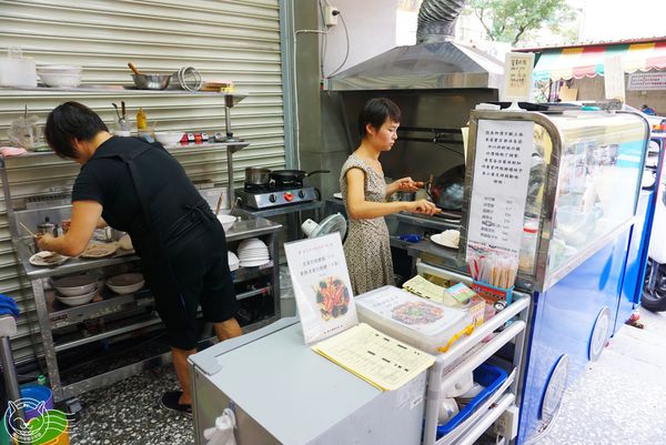 ※ 泰小葉泰國米粉湯專賣店 ※【星羽是吃貨-台中】一個因為喜歡成就的夢想,平價美味料多實在。-泰小葉泰國米粉湯專賣店 ※ 泰小葉泰國米粉湯專賣店 ※【星羽是吃貨-台中】一個因為喜歡成就的夢想,平價美味料多實在。-泰小葉泰國米粉湯專賣店