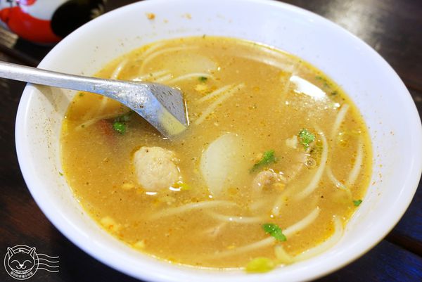 ※ 泰小葉泰國米粉湯專賣店 ※【星羽是吃貨-台中】一個因為喜歡成就的夢想，平價美味料多實在。-泰小葉泰國米粉湯專賣店
