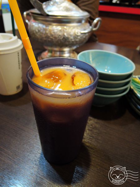 ※ 二分之一泰式小館 ※ 【星羽愛美食-台中】便宜好吃泰式料理，商業午間四人套餐CP值直衝天際-二分之一泰式小館