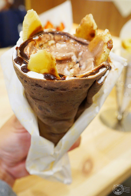 ※ LAbbito Tokyo crepe(中友店) ※【星羽是吃貨-台中北區】中友B2繽紛花朵可愛日式可麗餅！-LAbbito Tokyo crepe