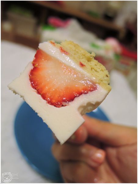 ※ 傘甘甜點工坊 ※【星羽愛美食-台中】傘下甘味小小店面，馬卡龍果醬蛋糕無一不讓星羽瘋狂-傘甘甜點工坊
