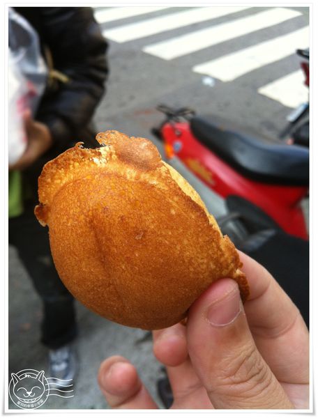 ※ 台中沒招牌雞蛋糕 ※【星羽愛美食-台中】超級平價銅板美食~暖暖好好吃古早味雞蛋糕!!