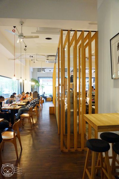 ※ 目覺咖啡 mezamashikohi trio (三店) ※【星羽愛美食-台中】台中人氣早午餐廳，環境兩樣情餐點不合胃口-目覺咖啡