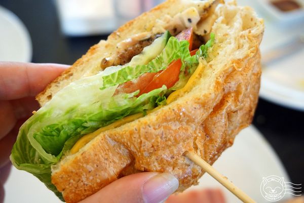 ※ 隔壁 Next Door Cafe ※【星羽愛美食-台中西區】吸睛玻璃屋綠化建築,餐點精緻CP值頗高-Next Door Cafe ※ 隔壁 Next Door Cafe ※【星羽愛美食-台中西區】吸睛玻璃屋綠化建築,餐點精緻CP值頗高-Next Door Cafe