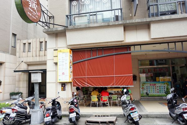 ※ 堡藏 Burger Shop ※【星羽是吃貨-台中】現點現做平價早餐，餐點樣樣料好實在-Burger Shop