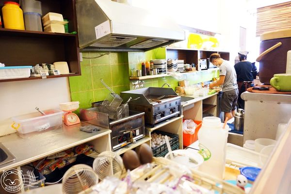 ※ 堡藏 Burger Shop ※【星羽是吃貨-台中】現點現做平價早餐，餐點樣樣料好實在-Burger Shop