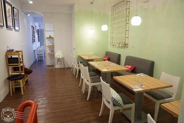 ※ 覺樂Cafe' ※【星羽是吃貨-台中】巷弄中可愛小店，環境舒適餐點原味，假日記得要先訂位~-覺樂