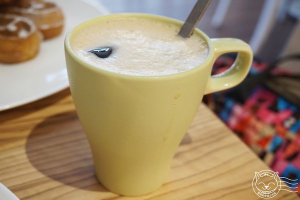 ※ 覺樂Cafe' ※【星羽是吃貨-台中】巷弄中可愛小店，環境舒適餐點原味，假日記得要先訂位~-覺樂