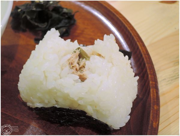 ※ murmur 默默 ※【星羽愛美食-台中】老宅改建舒適環境，飯糰鬆餅都好樸實好精緻好好吃~。-murmur