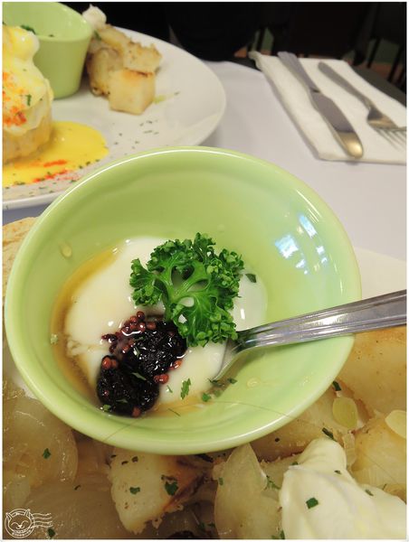 ※ Country Mother's 鄉村媽媽 ※【星羽愛美食-台中】鄉村風裝潢大空間，還算平價麵包不合我們胃口~。-Country Mother's
