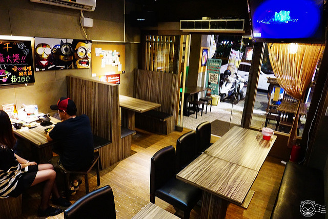 ※ 十七号串烤町 ※【星羽是吃貨-台中西區】7年級生的夢想小店,烤功了得烤醬美味-十七号串烤町 ※ 十七号串烤町 ※【星羽是吃貨-台中西區】7年級生的夢想小店,烤功了得烤醬美味-十七号串烤町