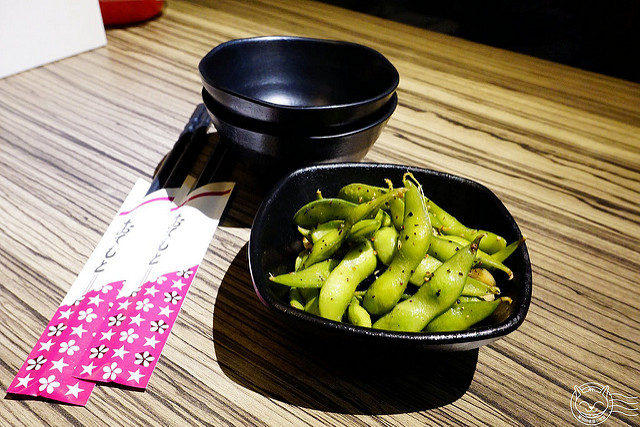 ※ 十七号串烤町 ※【星羽是吃貨-台中西區】7年級生的夢想小店，烤功了得烤醬美味-十七号串烤町