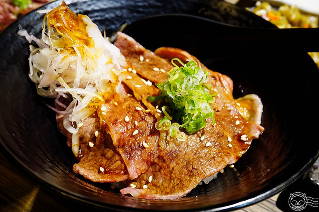 ※ 十七号串烤町 ※【星羽是吃貨-台中西區】7年級生的夢想小店,烤功了得烤醬美味-十七号串烤町 ※ 十七号串烤町 ※【星羽是吃貨-台中西區】7年級生的夢想小店,烤功了得烤醬美味-十七号串烤町