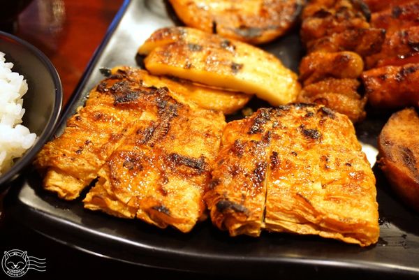 ※ 合庫來烤吧 ※【星羽愛美食-彰化市區】平價串燒白飯吃到飽,環境復古吃完沒有油煙味-合庫來烤吧 ※ 合庫來烤吧 ※【星羽愛美食-彰化市區】平價串燒白飯吃到飽,環境復古吃完沒有油煙味-合庫來烤吧